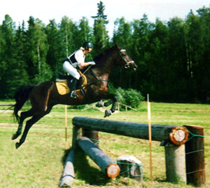Saidie II x (51,35 % ox), sto, (e. Thaiguer x - ue. Toddhurst xx) och Anki Lundberg. Foto: Eva Sundberg